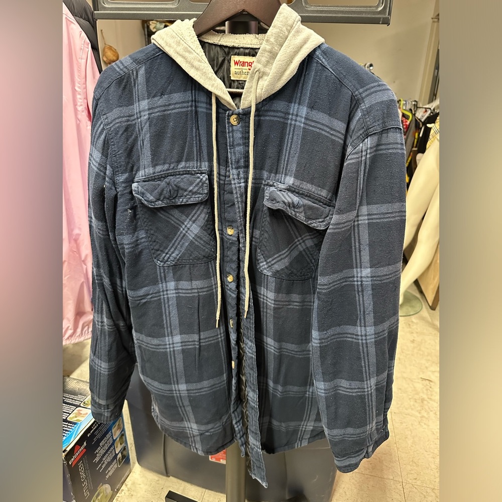 Men’s Wrangler Shirt